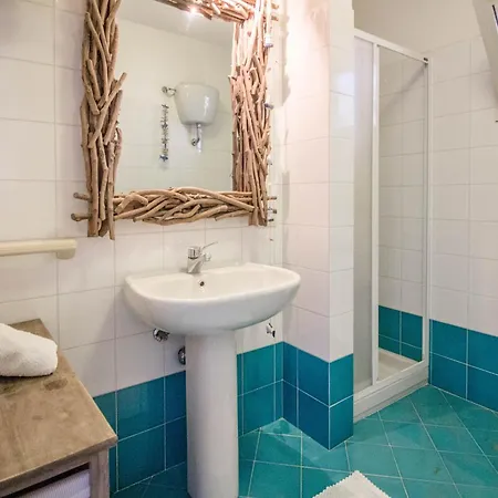 Appartamento Blu Sea View Near La Conia W/parking! *